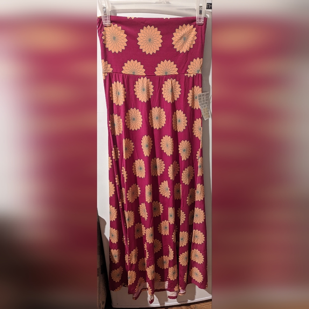 LuLaRoe, strapless dress, XXS, and Dark Pink with beautiful yellow flowers